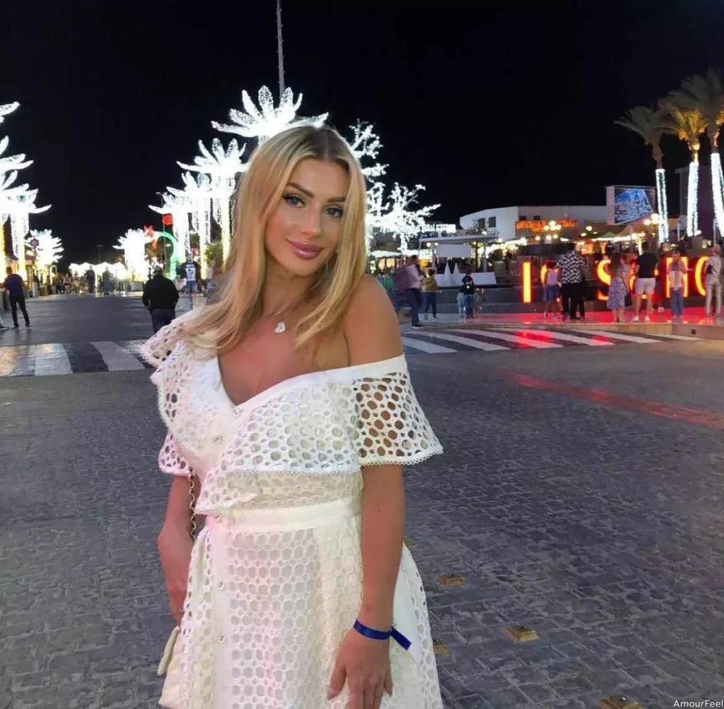 Yulia Profile image 4