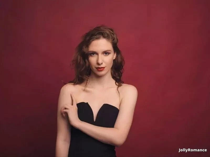 Irina Profile image 4